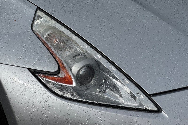 Nissan 370Z Vehicle Full-screen Gallery Image 42