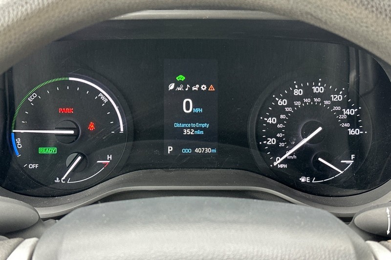 Toyota Sienna Vehicle Full-screen Gallery Image 41