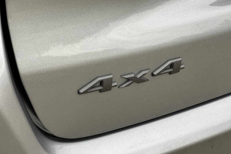 Jeep Compass Vehicle Full-screen Gallery Image 47