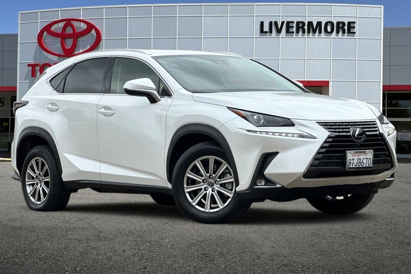 Lexus NX Vehicle Full-screen Gallery Image 02