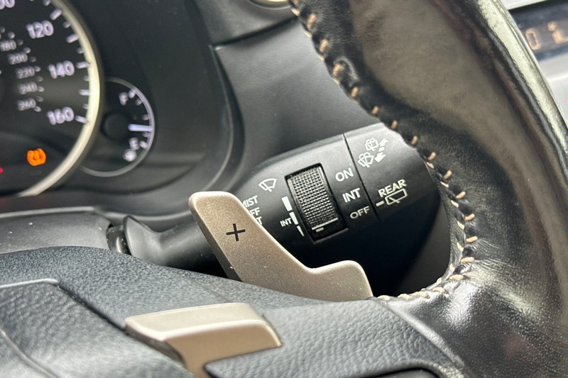 Lexus NX Vehicle Full-screen Gallery Image 40
