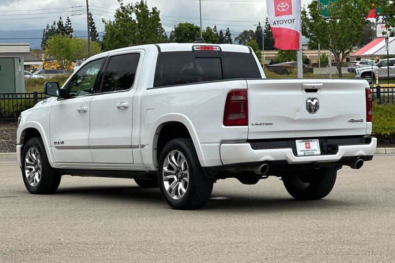 Ram 1500 Vehicle Full-screen Gallery Image 06