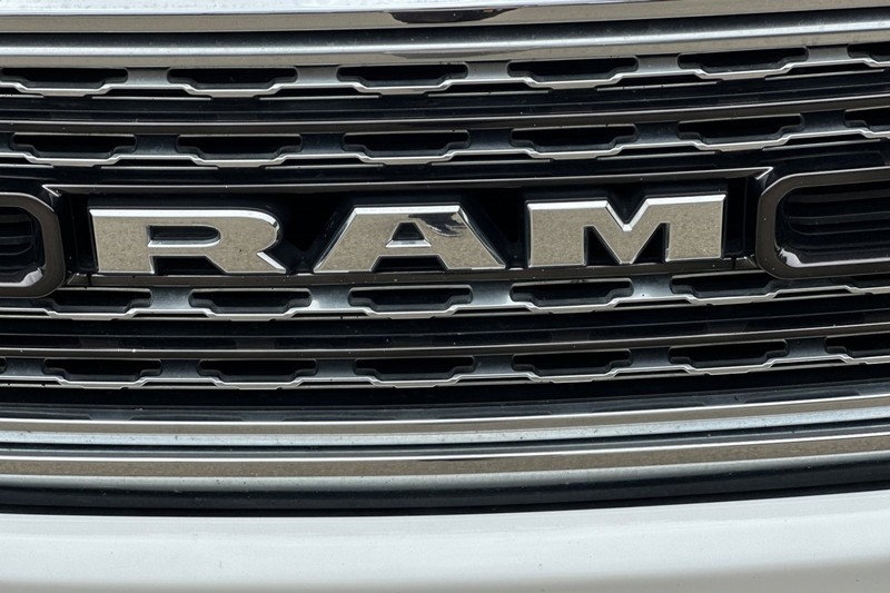 Ram 1500 Vehicle Full-screen Gallery Image 44