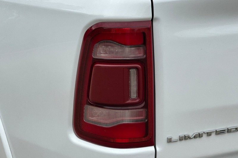 Ram 1500 Vehicle Full-screen Gallery Image 45