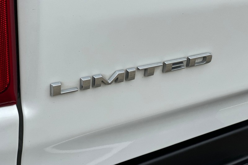 Ram 1500 Vehicle Full-screen Gallery Image 48