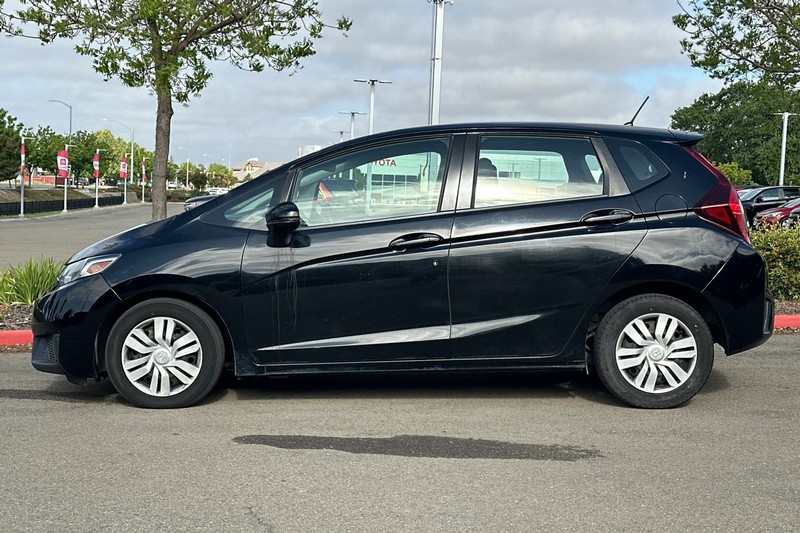 Honda Fit Vehicle Full-screen Gallery Image 07
