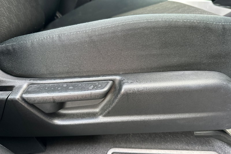 Honda Fit Vehicle Full-screen Gallery Image 23