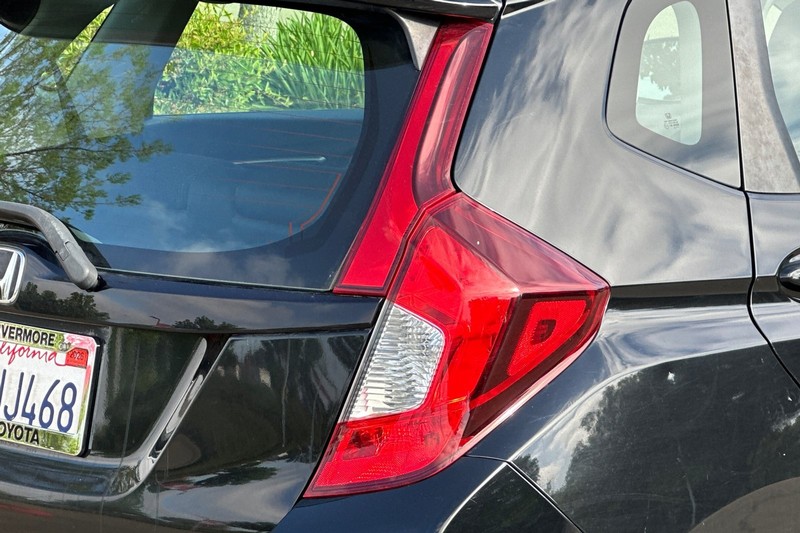 Honda Fit Vehicle Full-screen Gallery Image 48