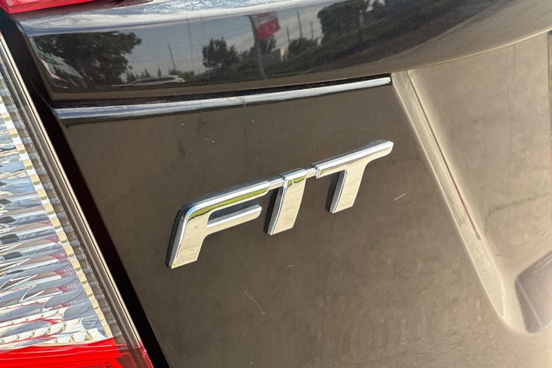 Honda Fit Vehicle Full-screen Gallery Image 49