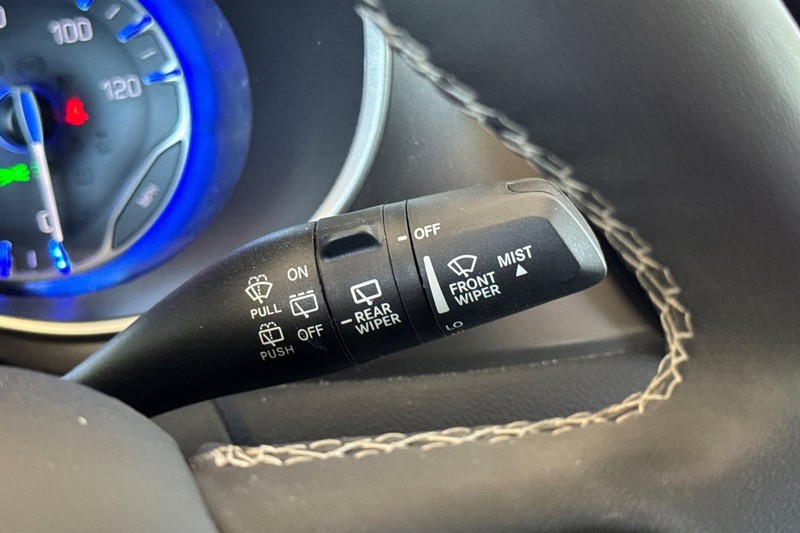 Chrysler Pacifica Vehicle Full-screen Gallery Image 39
