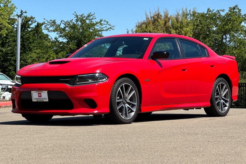 Dodge Charger Vehicle Full-screen Gallery Image 08