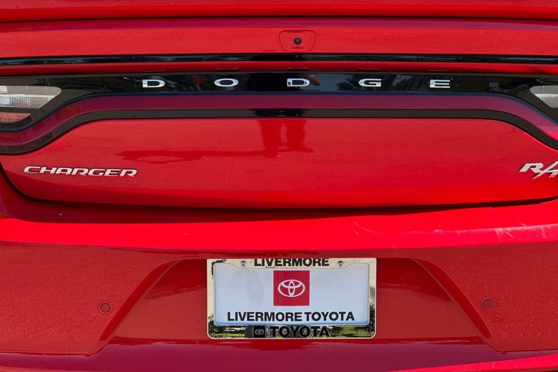 Dodge Charger Vehicle Full-screen Gallery Image 43