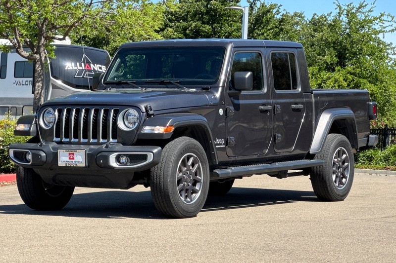 Jeep Gladiator Vehicle Full-screen Gallery Image 08