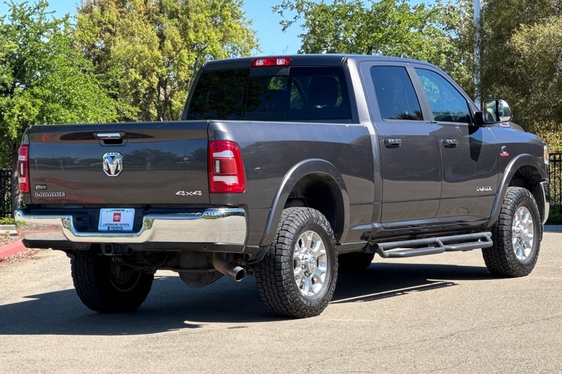 Ram 2500 Vehicle Full-screen Gallery Image 04