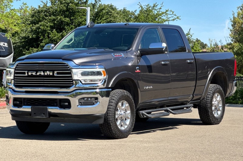 Ram 2500 Vehicle Full-screen Gallery Image 08