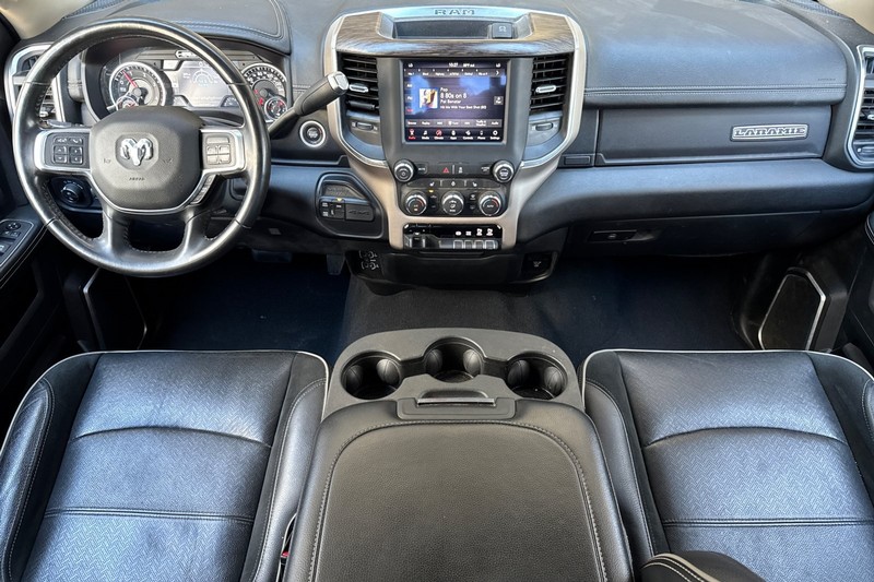 Ram 2500 Vehicle Full-screen Gallery Image 15