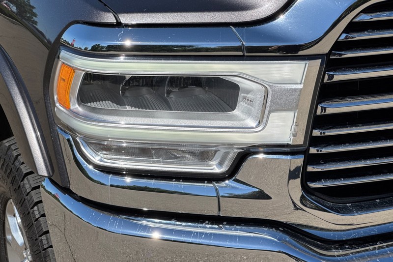 Ram 2500 Vehicle Full-screen Gallery Image 42