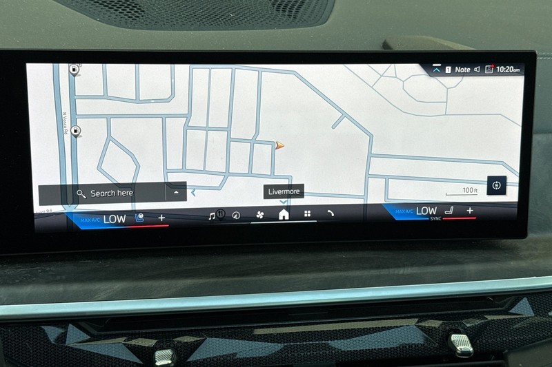 BMW X5 Vehicle Full-screen Gallery Image 42