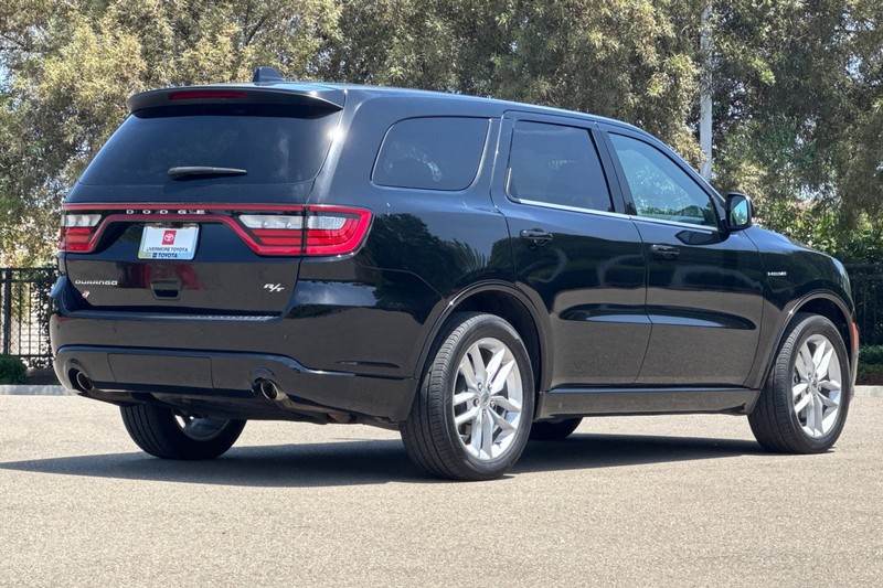 Dodge Durango Vehicle Full-screen Gallery Image 04