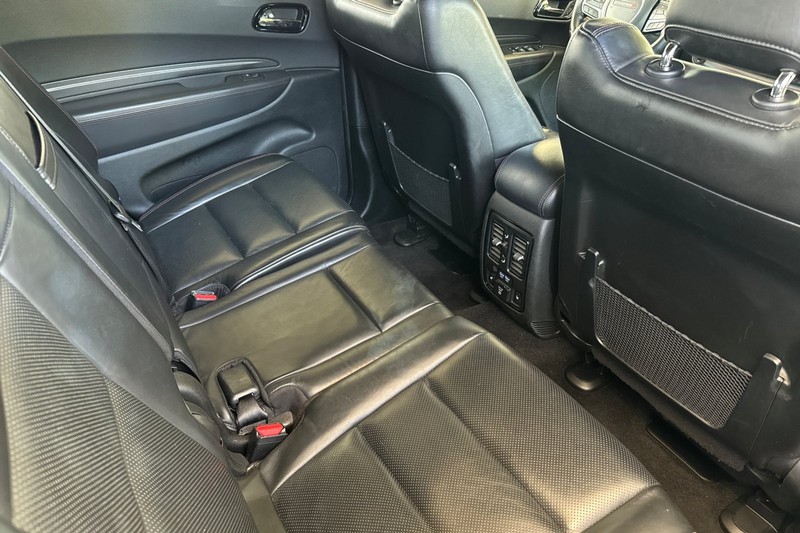 Dodge Durango Vehicle Full-screen Gallery Image 19