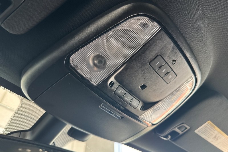 Dodge Durango Vehicle Full-screen Gallery Image 25