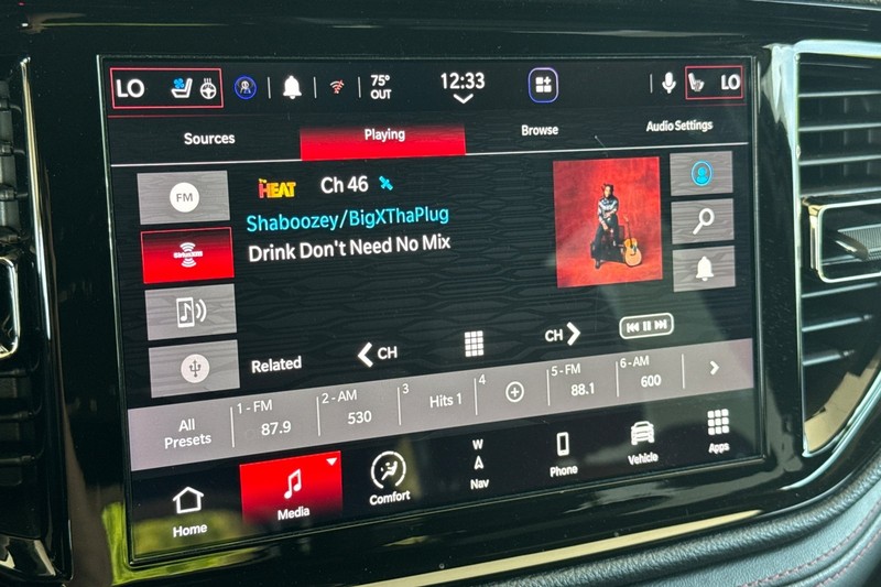 Dodge Durango Vehicle Full-screen Gallery Image 27