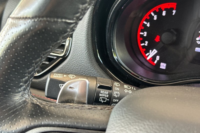 Dodge Durango Vehicle Full-screen Gallery Image 38
