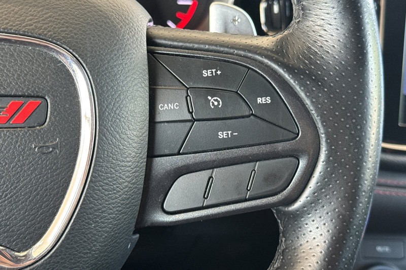 Dodge Durango Vehicle Full-screen Gallery Image 39