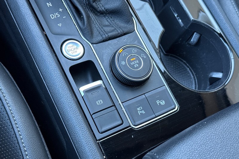 Volkswagen Atlas Vehicle Full-screen Gallery Image 33