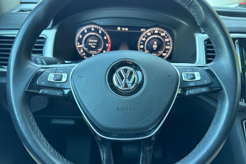 Volkswagen Atlas Vehicle Full-screen Gallery Image 37