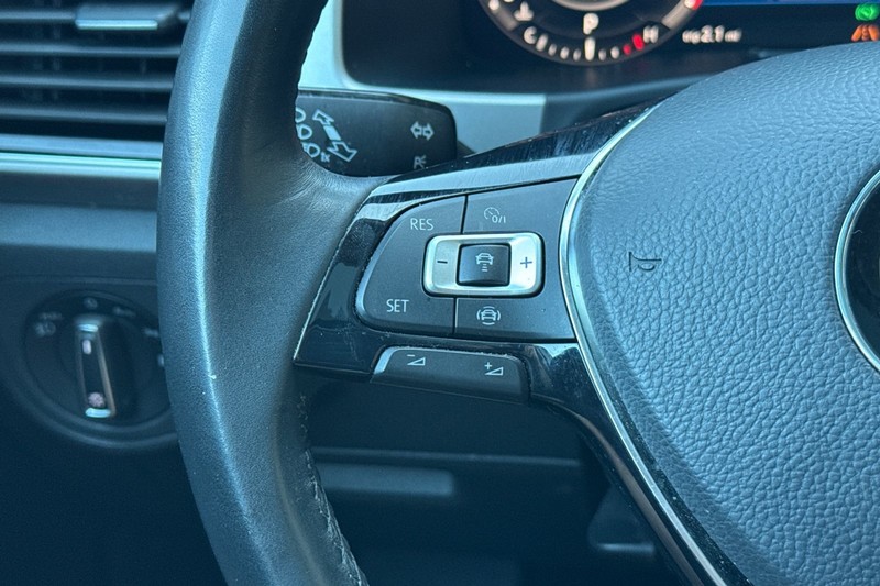 Volkswagen Atlas Vehicle Full-screen Gallery Image 38