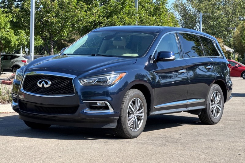 INFINITI QX60 Vehicle Full-screen Gallery Image 08
