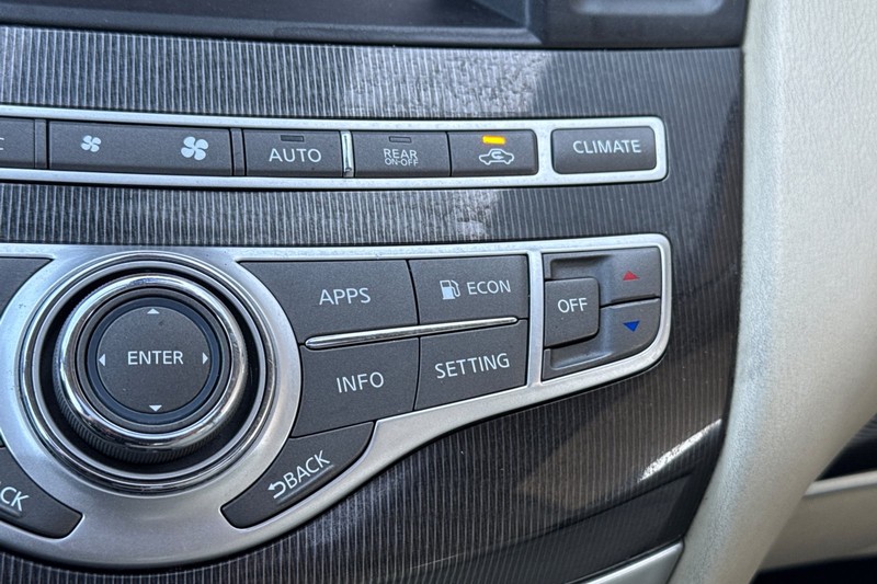 INFINITI QX60 Vehicle Full-screen Gallery Image 31