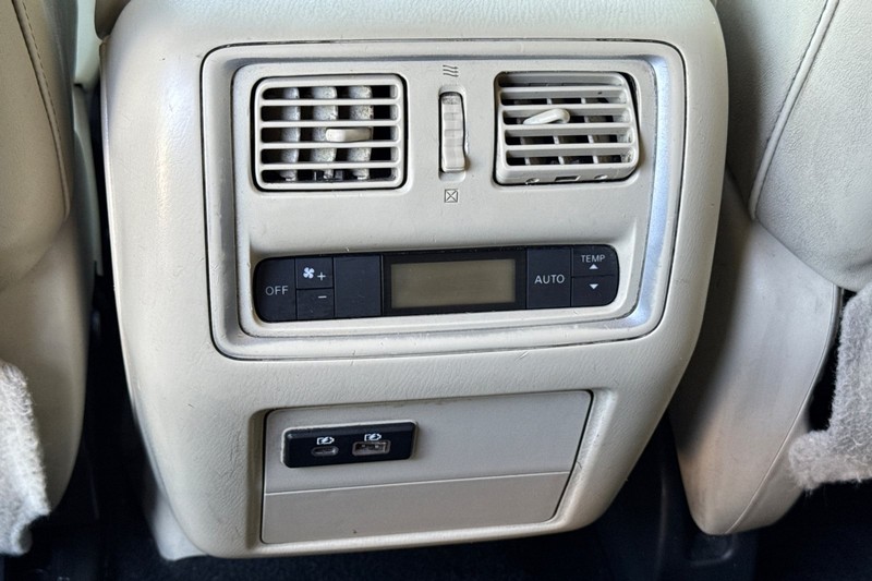 INFINITI QX60 Vehicle Full-screen Gallery Image 44
