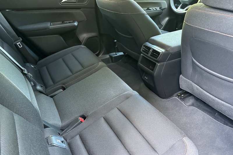 Honda Prologue Vehicle Full-screen Gallery Image 18