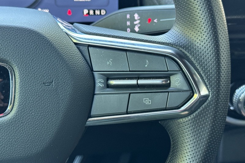 Honda Prologue Vehicle Full-screen Gallery Image 39