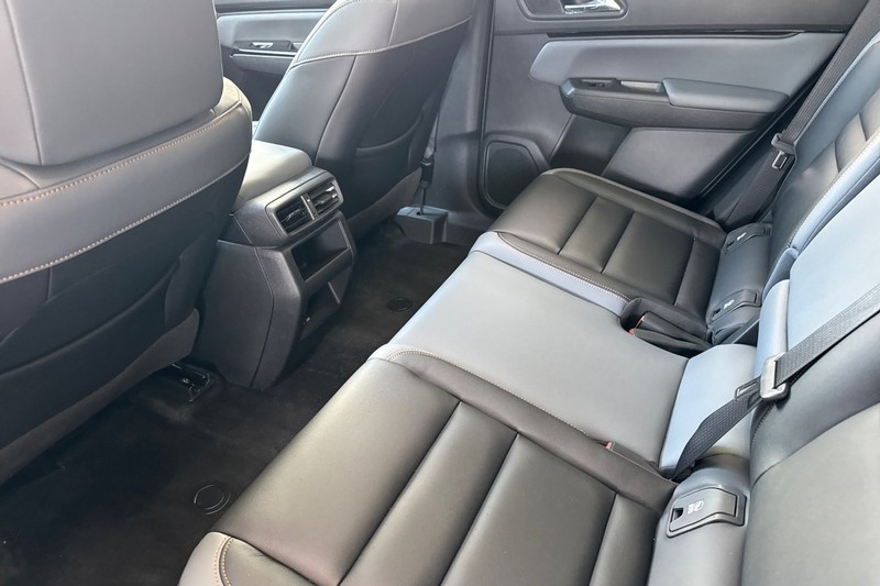 Honda Prologue Vehicle Full-screen Gallery Image 14