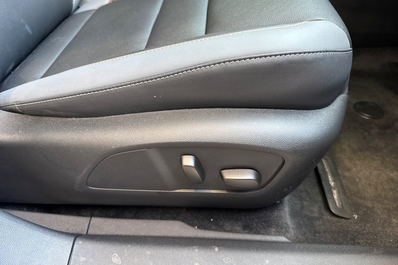 Honda Prologue Vehicle Full-screen Gallery Image 23