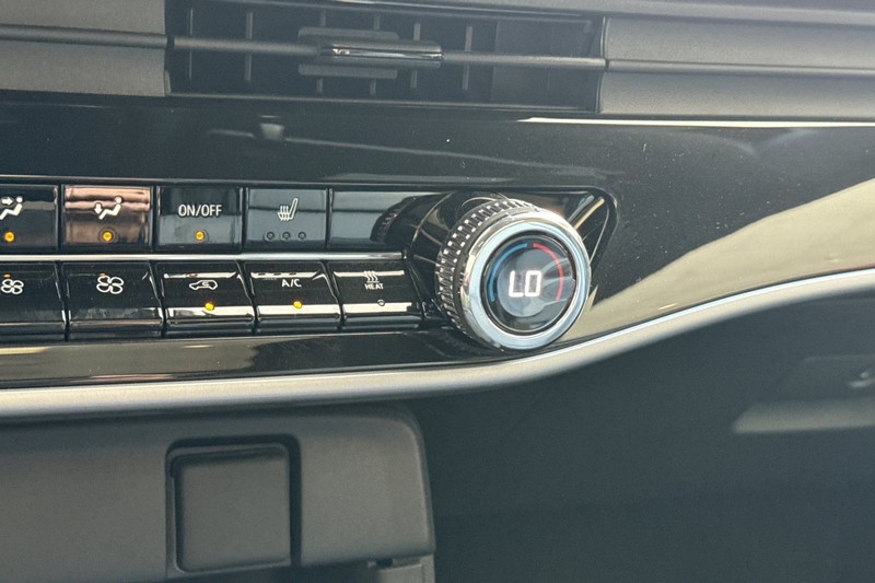 Honda Prologue Vehicle Full-screen Gallery Image 30
