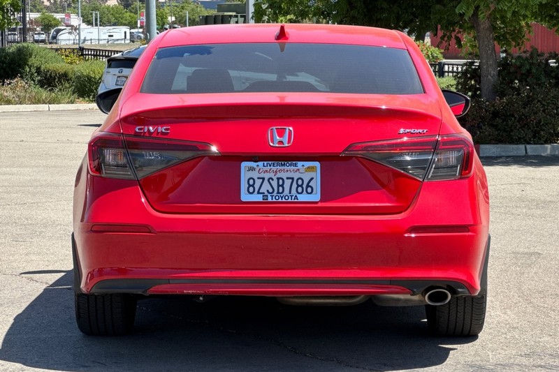 Honda Civic Sedan Vehicle Full-screen Gallery Image 05