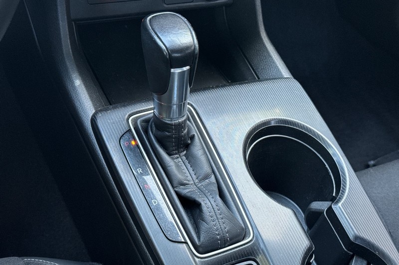 Honda Civic Sedan Vehicle Full-screen Gallery Image 33