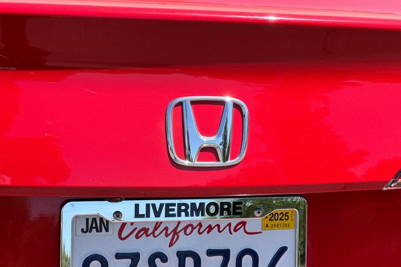 Honda Civic Sedan Vehicle Full-screen Gallery Image 48