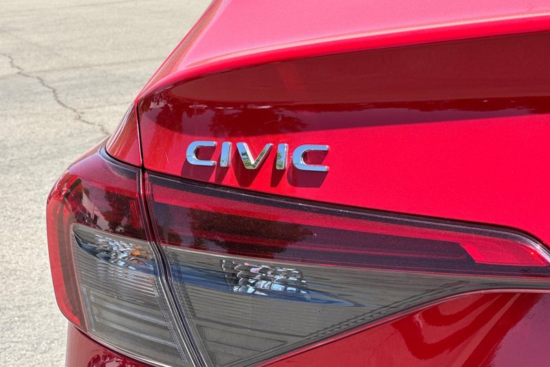 Honda Civic Sedan Vehicle Full-screen Gallery Image 50