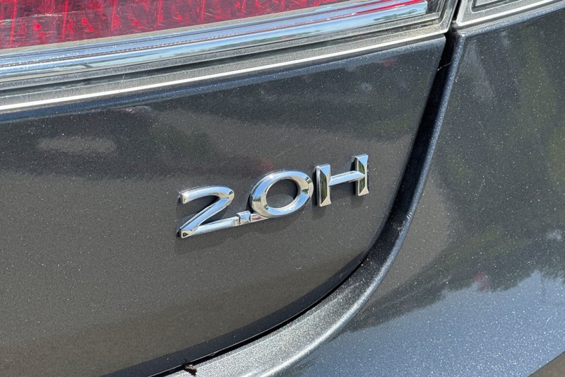 Lincoln MKZ Vehicle Full-screen Gallery Image 48