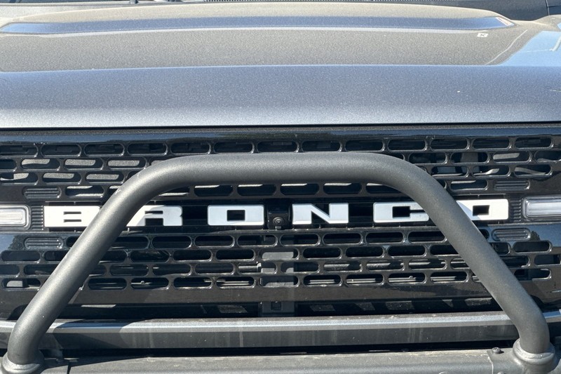 Ford Bronco Vehicle Full-screen Gallery Image 47
