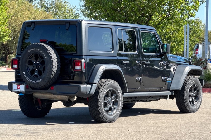 Jeep Wrangler 4xe Vehicle Full-screen Gallery Image 04