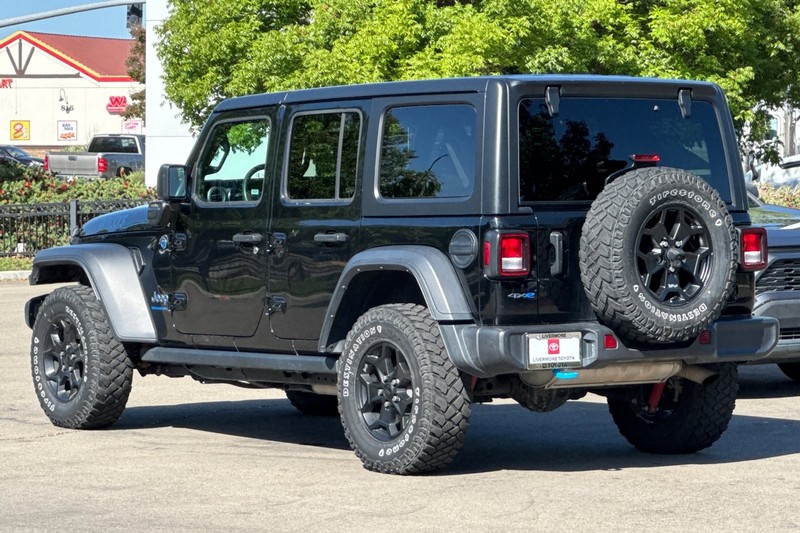 Jeep Wrangler 4xe Vehicle Full-screen Gallery Image 06