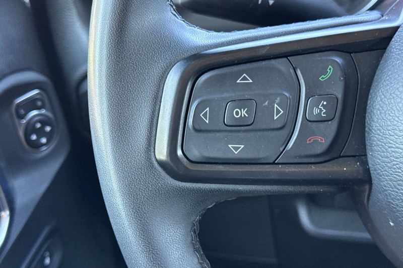 Jeep Wrangler 4xe Vehicle Full-screen Gallery Image 37