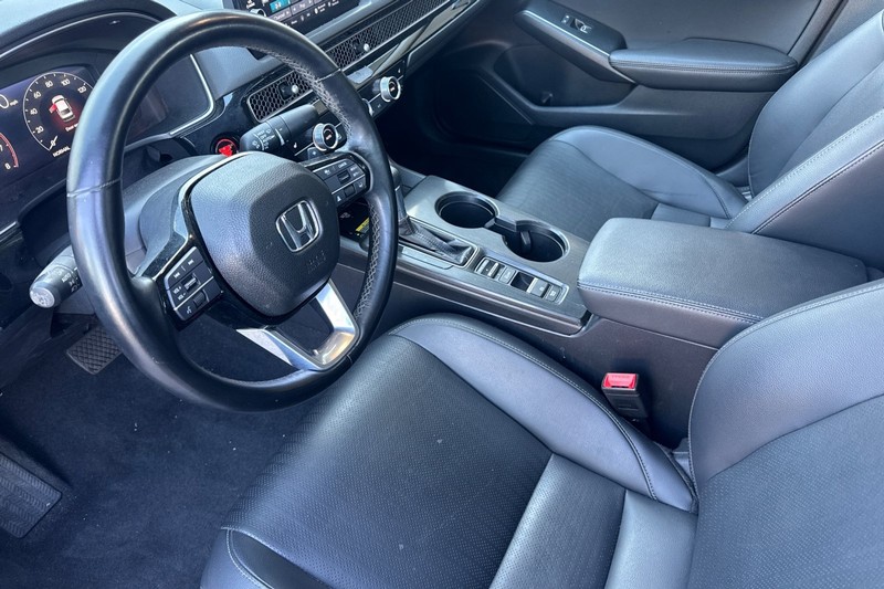 Honda Civic Sedan Vehicle Full-screen Gallery Image 10