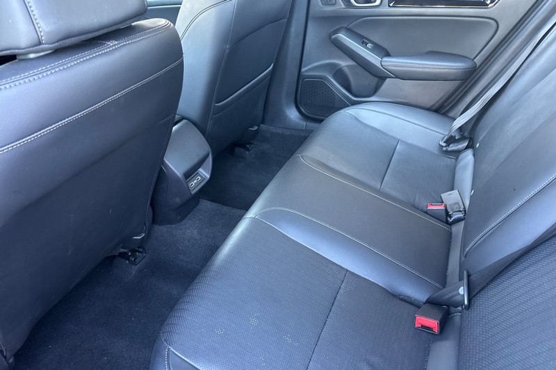 Honda Civic Sedan Vehicle Full-screen Gallery Image 14